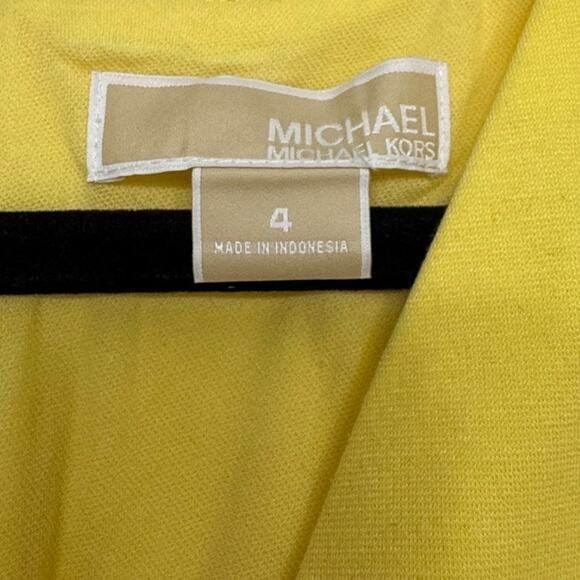 Michael Kors Yellow Sleeveless Sheath Dress Size 4 V-Neck Pockets Mod Retro - Picture 3 of 6